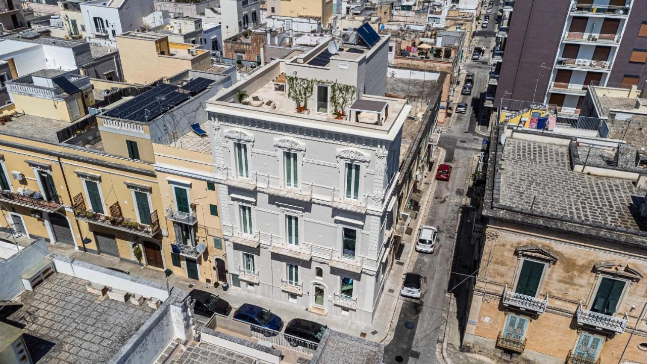 Helloapulia Charming Palazzo Clemente - Self-Catering Suites With Aircondition Monopoli Exterior foto